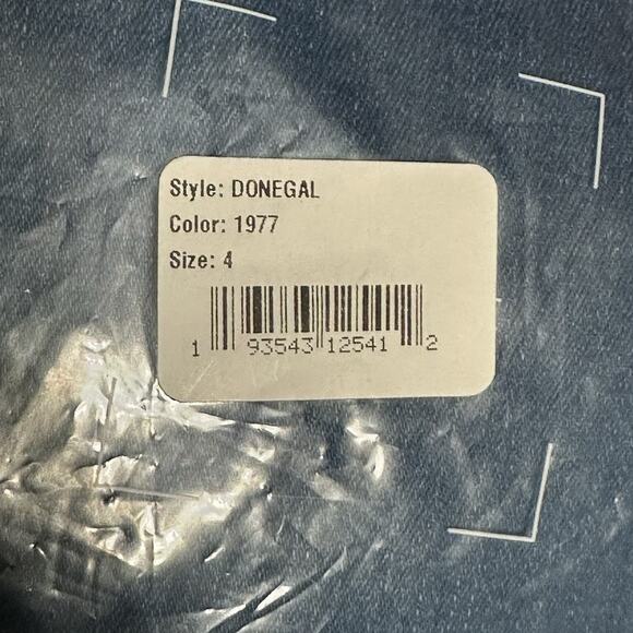 Frank & Eileen Donegal Unforgettable Skirt in 1977 Medium Denim Wash Size 4 NWT - Picture 9 of 12